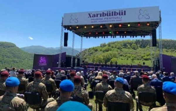  Das  "Kharibulbul"   Festival hat in Schuscha begonnen 