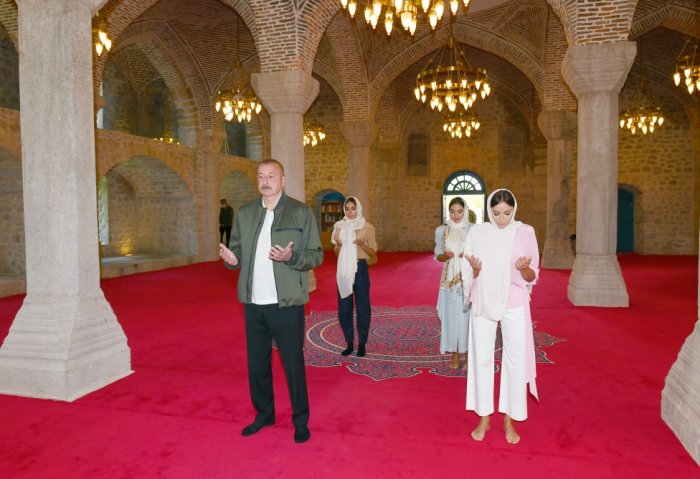  President Ilham Aliyev visits Yukhari Govharaga Mosque in Shusha - PHOTOS