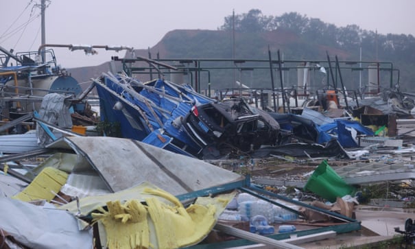 China: 10 died, hundreds wounded in tornadoes  