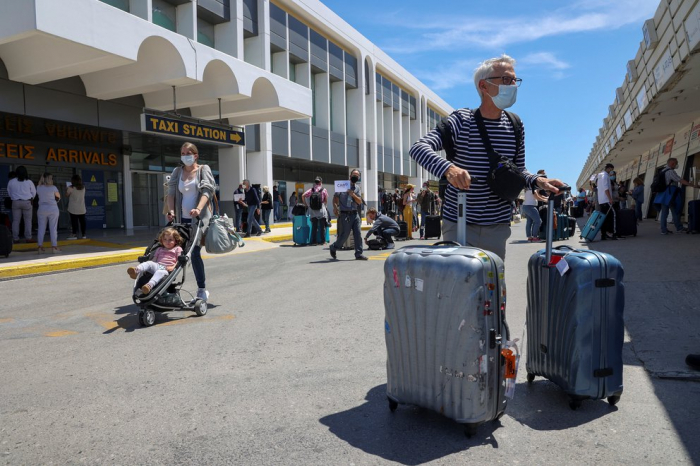 La Unión Europea acordó reabrir sus fronteras a los viajeros plenamente vacunados