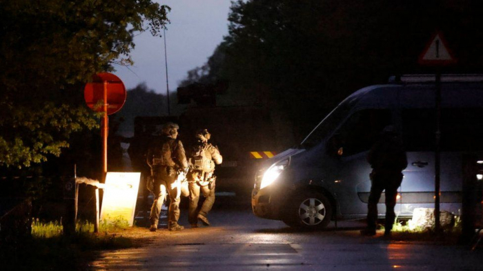 Belgian manhunt for heavily armed far-right soldier