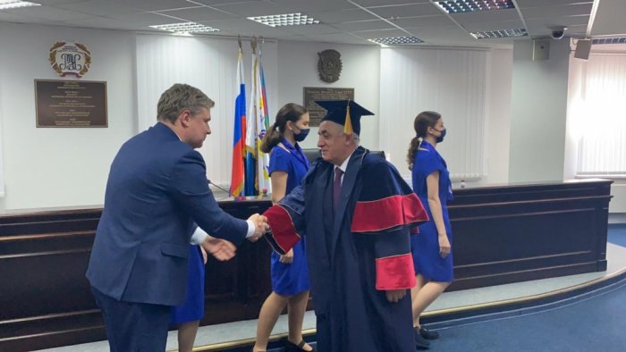  Əli Əsədova Rusiyada Fəxri doktor adı verildi -  FOTO  