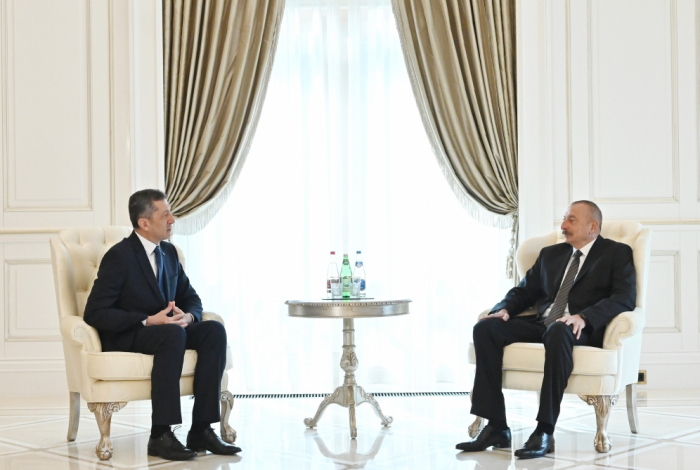  Ilham Aliyev a reçu le ministre turc de l