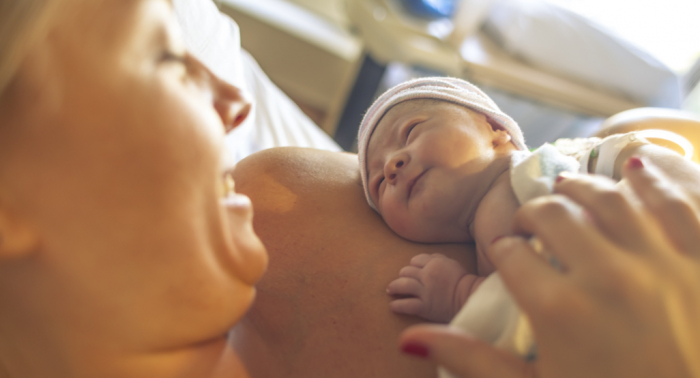 Immediate skin-to-skin touch could save lives of many preterm babies   