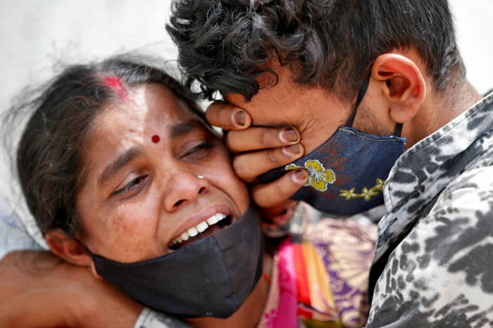  كارثة فيروس كورونا في الهند: 215 ألف قتيل 