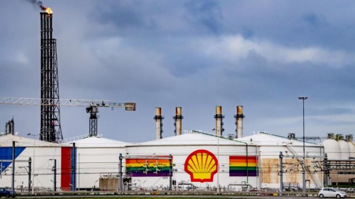 Ölkonzern Shell muss CO2-Ausstoß vermindern