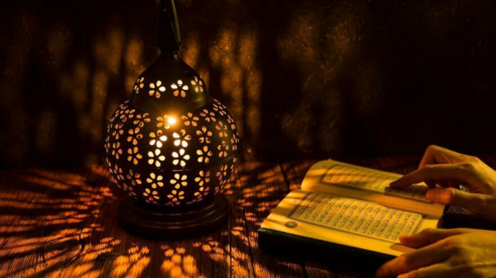 Ramazanın 25-ci gününün duası:    İmsak və iftar vaxtı     

