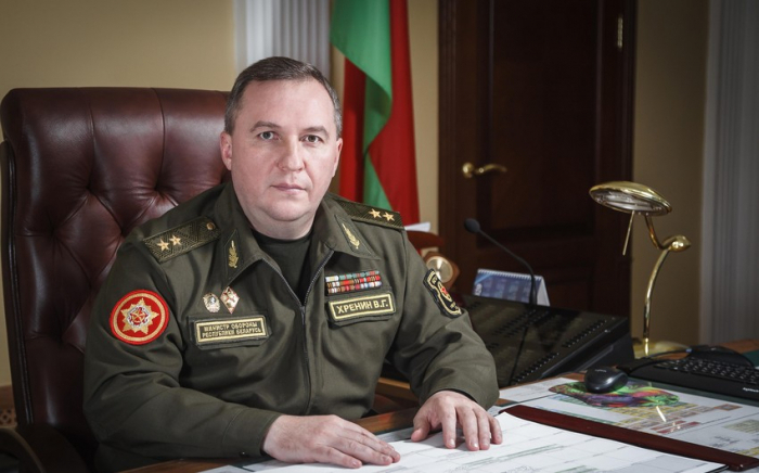 وزير الدفاع لبيلاروس يصل إلى أذربيجان 