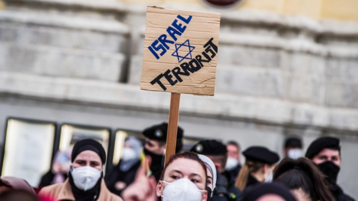 Härtere Strafen für antisemitische Übergriffe gefordert