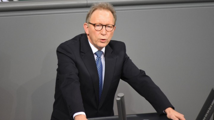 Rüddel (CDU) erwartet pünktliche Einführung Ende Juni