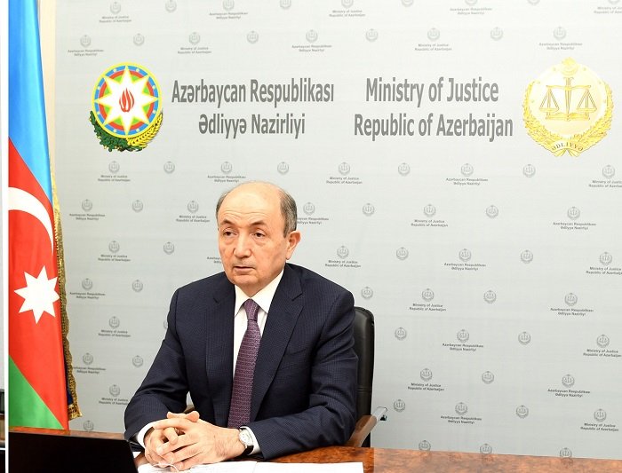 Ədliyyə naziri Peterburq Beynəlxalq Hüquq Forumunda çıxış edib