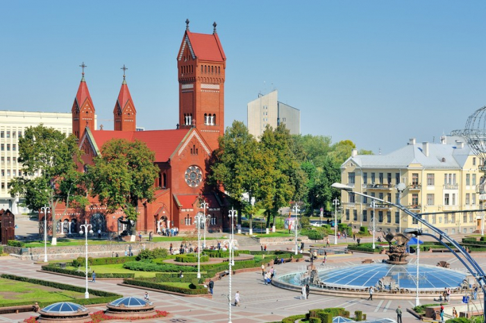    Diplomatik qalmaqal:    Belarus Latviya səfirini ölkədən qovur