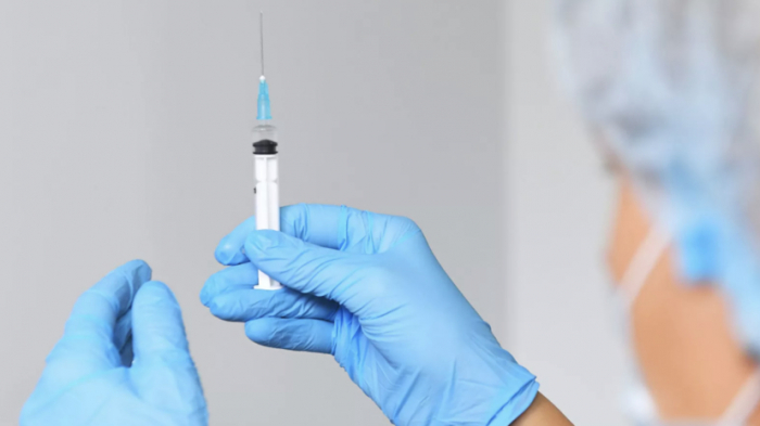Litvada kütləvi vaksinasiyaya başlanılır 