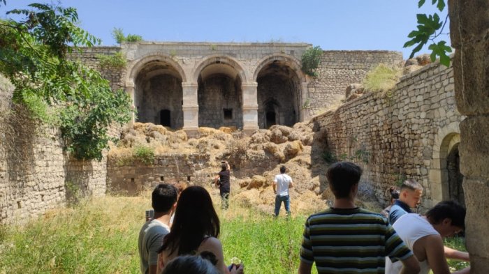  Blogueros extranjeros visitaron Agdam, Jabrayil y Fizuli  