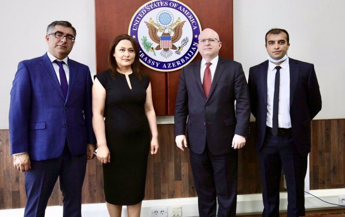   Philip Reeker meets with Azerbaijani civil society representatives  