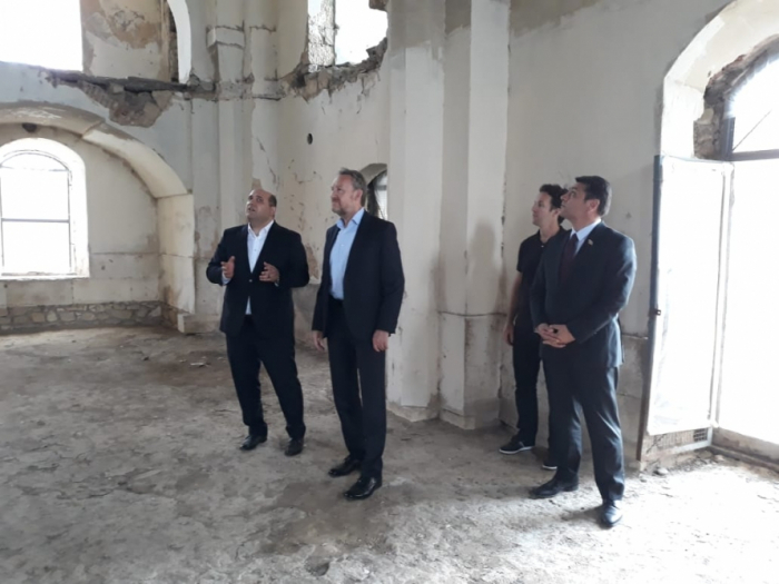   Los funcionarios de Bosnia y Herzegovina se familiarizan con las atrocidades armenias en Aghdam  