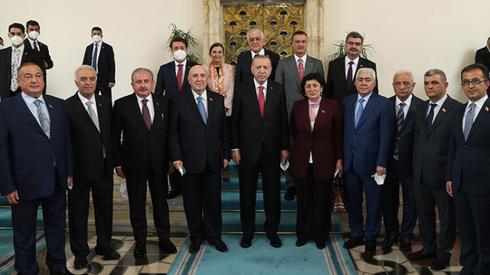  Turkish President meets with a group of Azerbaijani deputies 