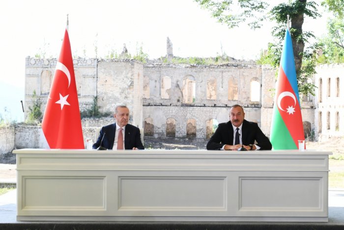  Şuşadan verilən mühüm mesajlar -    Prezidentlərin bəyanatının tam mətni      
