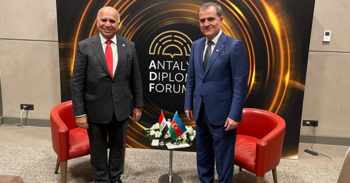   Aserbaidschan und Irak diskutierten Perspektiven für eine Zusammenarbeit in einer Reihe von Bereichen  