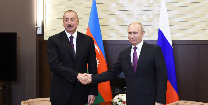  Azerbaijani, Russian presidents hold phone talk 