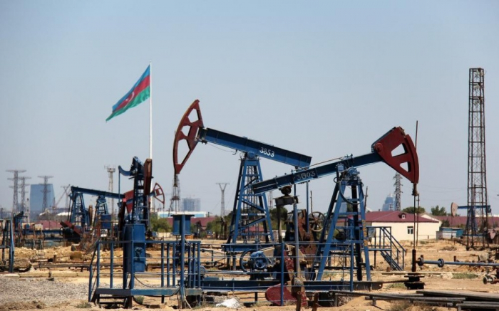Azerbaijani oil price near $77 a barrel