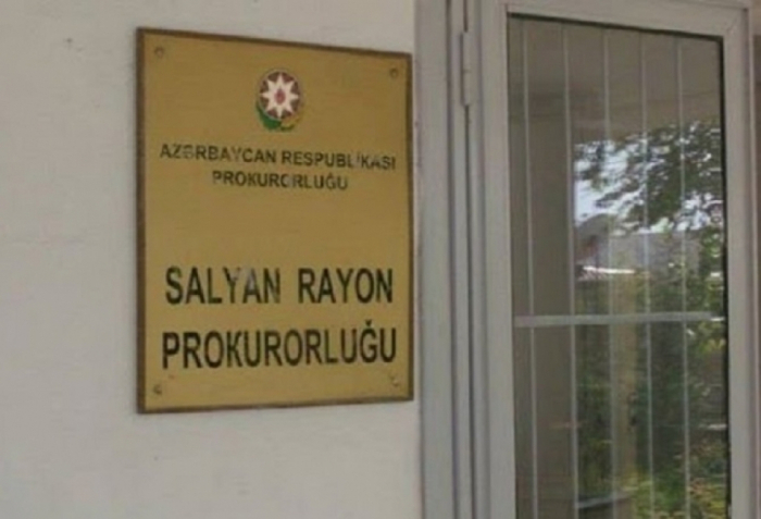 Salyanda ər arvadını bıçaqla qətlə yetirib