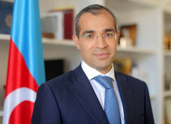     Wirtschaftsminister:   Die Restaurierungs- und Wiederaufbauarbeiten in Karabach schreiten zügig voran  