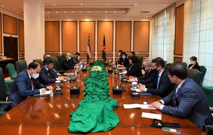 Azerbaijani, Uzbek parliament speakers meet in Islamabad