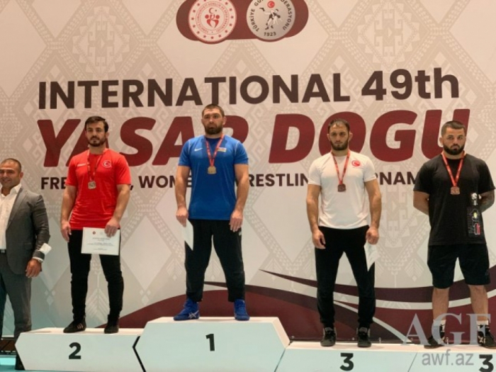 Azerbaijani wrestler wins international tournament in Istanbul