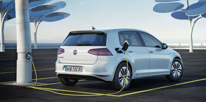   "Volkswagen" 14 ilə benzindən imtina edəcək   