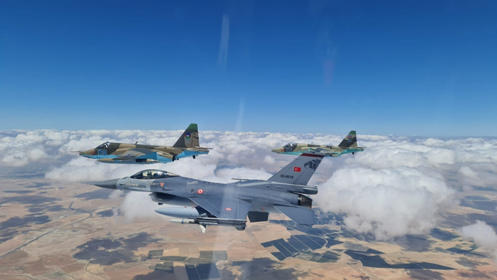 “Anadolu Qartalı-2021” beynəlxalq taktiki-uçuş təlimi davam edir