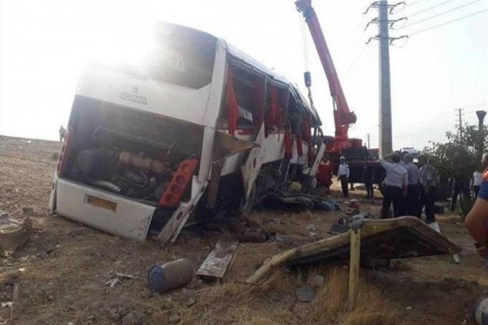    İranda jurnalistlərin olduğu avtobus aşıb: Ölən və yaralılar var   