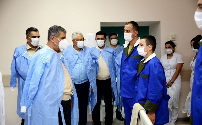 Zakir Həsənov hərbi hospitalda olub-    Fotolar      
