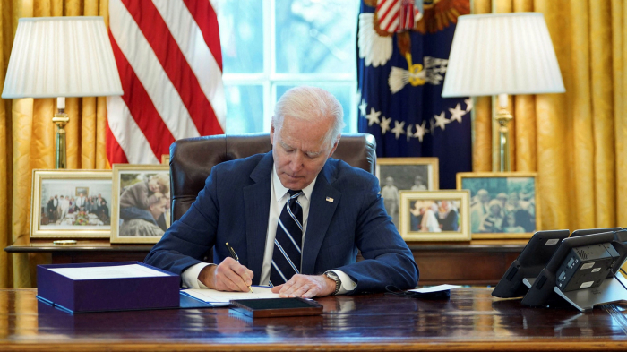 Biden signs bill making Juneteenth federal holiday