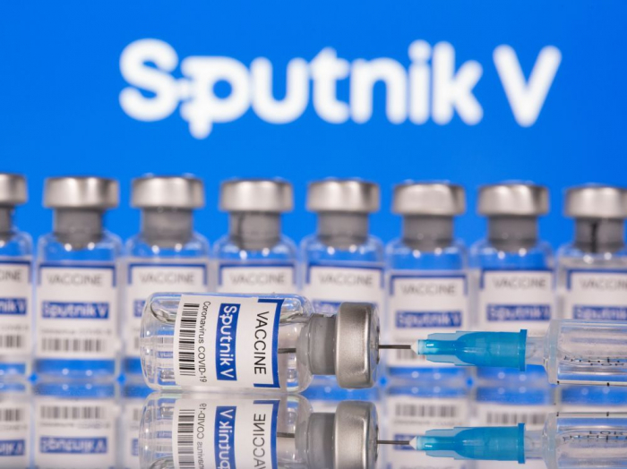 COVID-19: le vaccin russe Spoutnik V annonce une dose supplémentaire pour faire face au variant indien