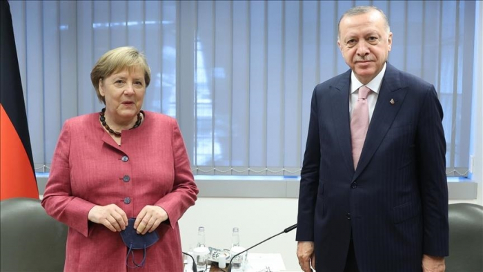 Erdogan et Merkel se réunissent en marge du sommet de l