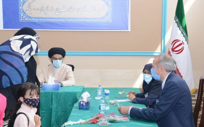  Iranians in Azerbaijan vote at Iran