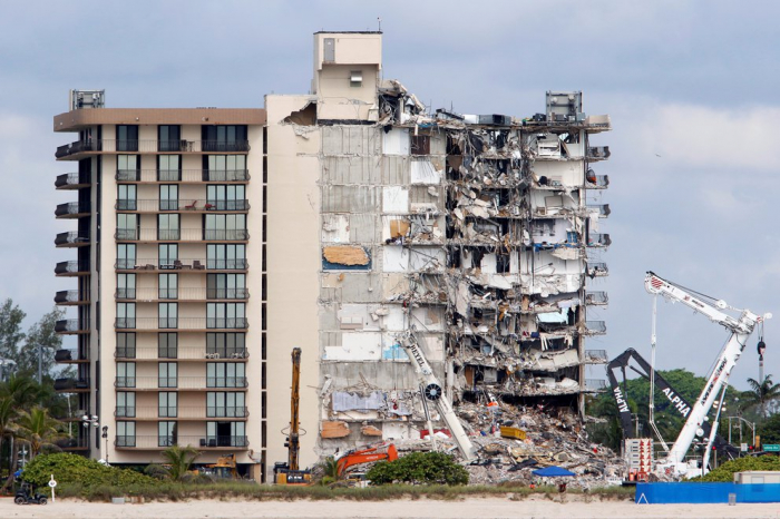  Derrumbe en Miami:  ya son 22 los muertos y las autoridades confirmaron que demolerán el resto del edificio