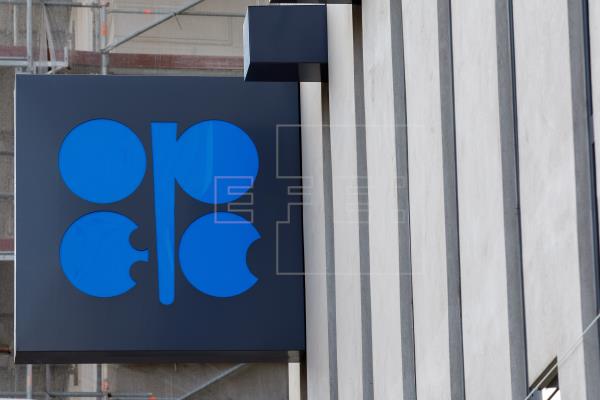 La OPEP+ pospone indefinidamente un acuerdo sobre el aumento de la producción
