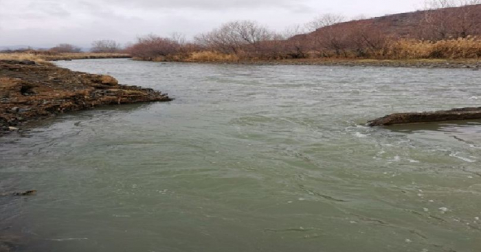  Armenien verschmutzt den Ohtschutschay-Fluss -  VIDEO  