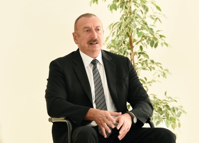    “Ermənistanda müharibədə ölənlərin ailələrinə bir mənzil də verməyiblər”-    İlham Əliyev       