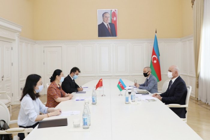 Azerbaijan and China discuss prospects for expanding co-op