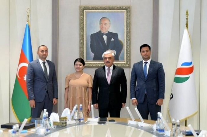 SOCAR-da “Yüksəliş” müsabiqəsinin qalibləri ilə görüş keçirilib  
