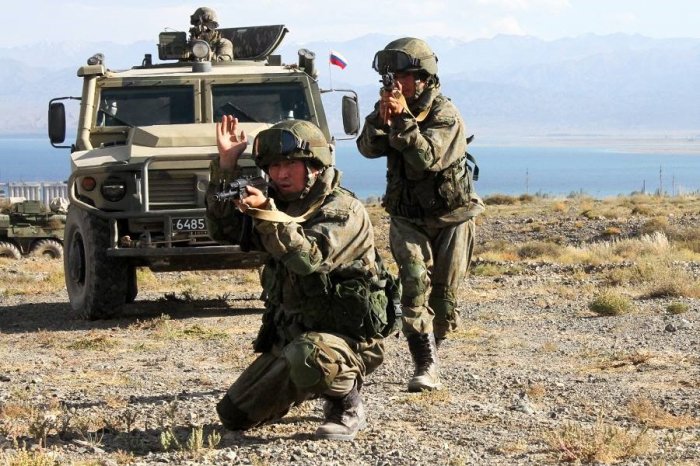       Rusiyadan "Taliban"a cavab:   Hərbi təlimlərə start verildi    
