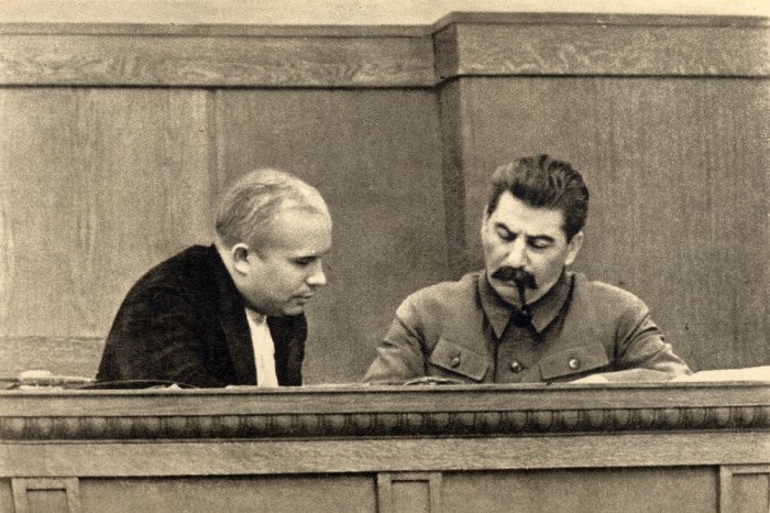   Xruşov Stalindən oğlunun qisasını alıb? -  Gizli tarix    