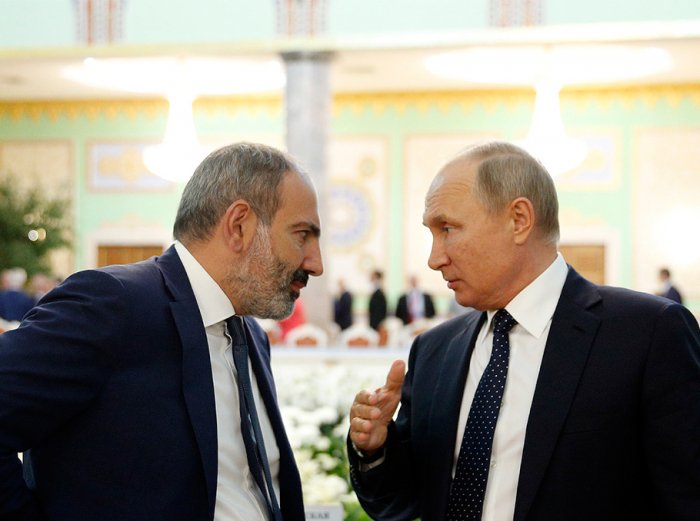    Paşinyan yenə Putinin yanına gedir   