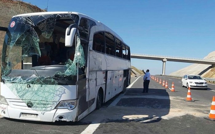   Türkiyədə sərnişin avtobusu aşıb,    14 nəfər ölüb        
