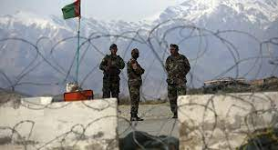 عشرات الجنود الأفغان يفرون إلى أوزبكستان تزامنا مع تقدم مسلحي "طالبان"