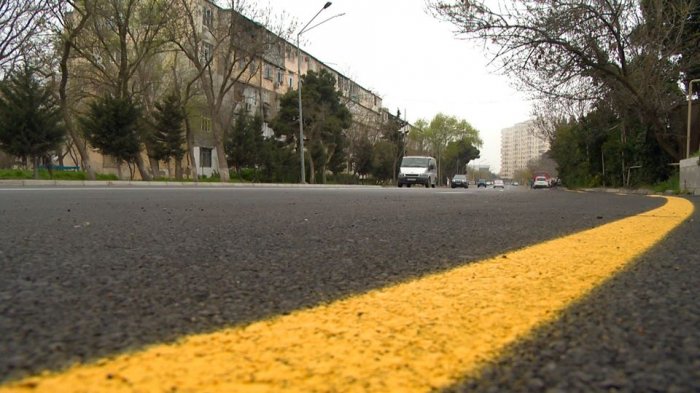 Altı ayda Bakıda 64 km yol təmir edilib