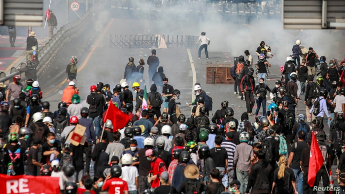  Anti-government protest in Thailand turned violent -  NO COMMENT  